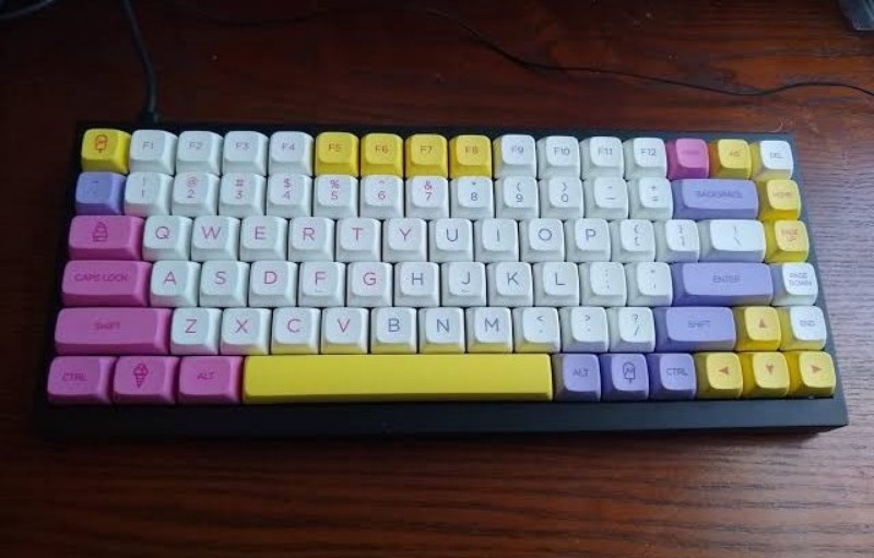 Mengatasi Mechanical Keyboard Berbunyi Seperti Peer